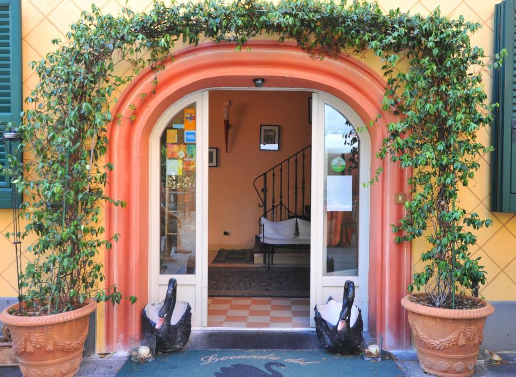 Residenza D'Epoca Locanda Del Cigno Nero Sant'Olcese Eksteriør billede